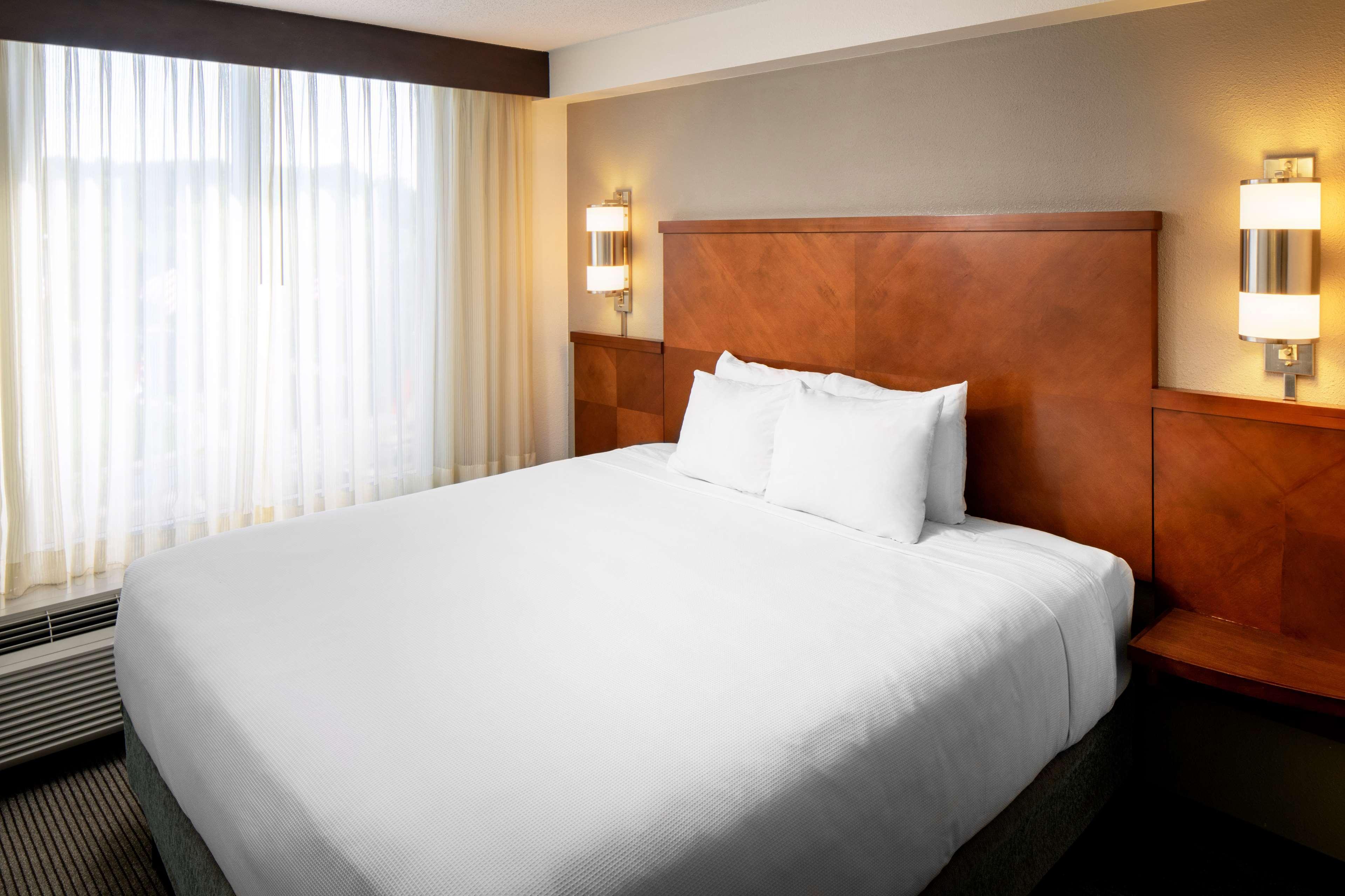 Hyatt Place Topeka Dış mekan fotoğraf