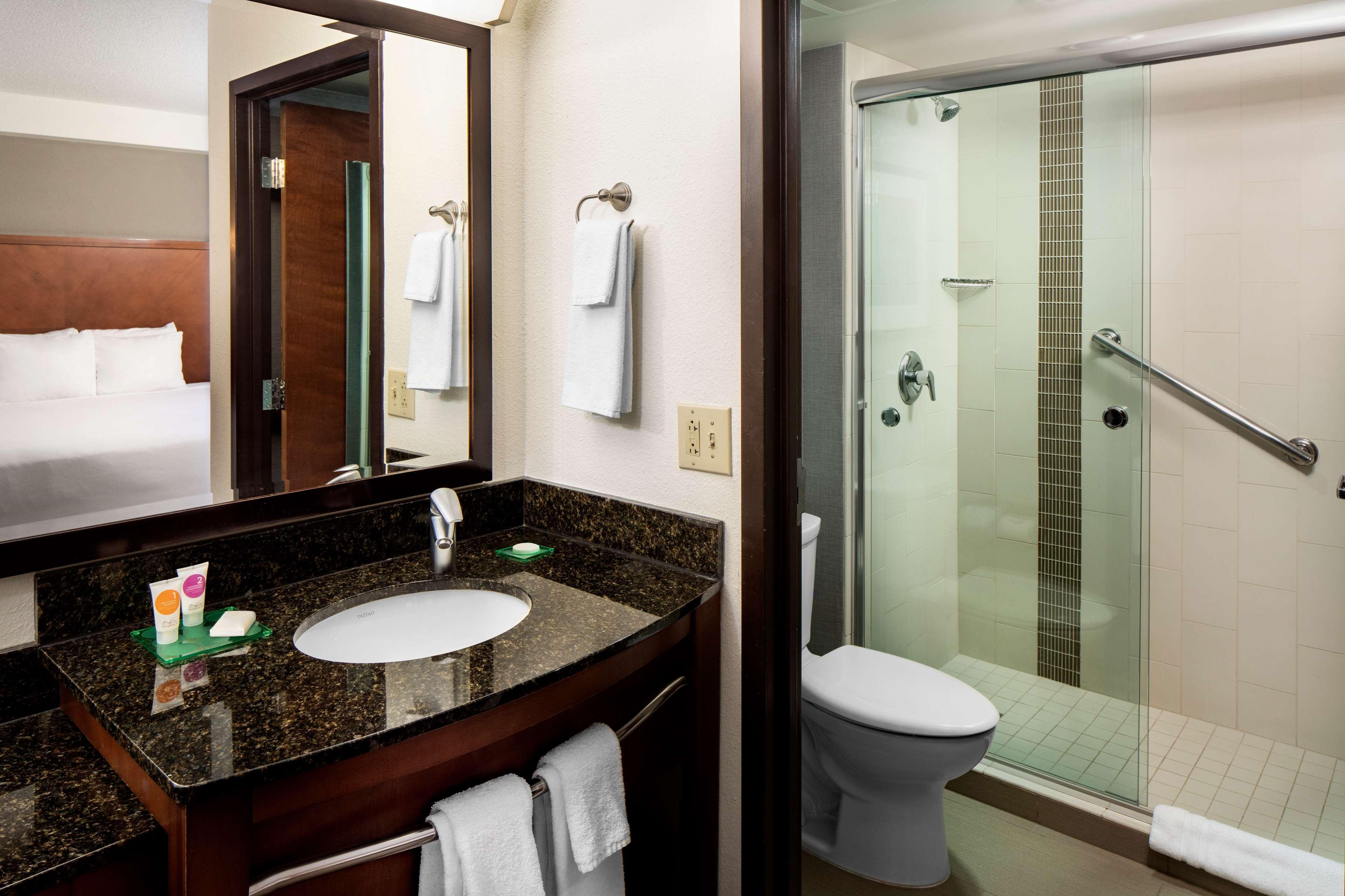 Hyatt Place Topeka Dış mekan fotoğraf