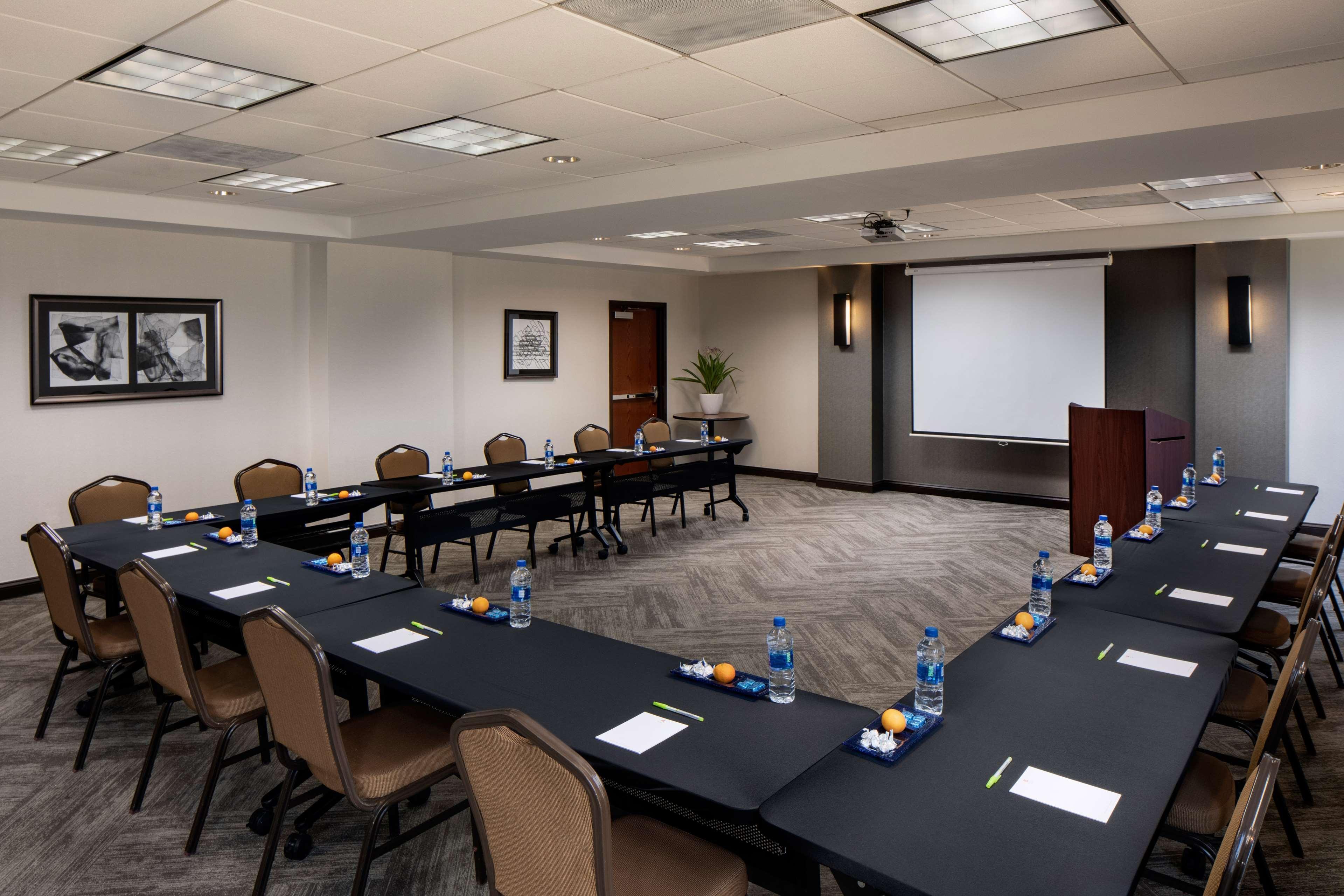 Hyatt Place Topeka Dış mekan fotoğraf