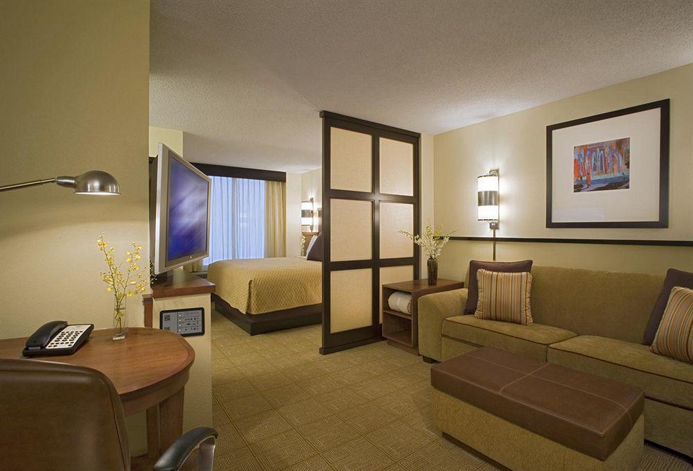 Hyatt Place Topeka Dış mekan fotoğraf
